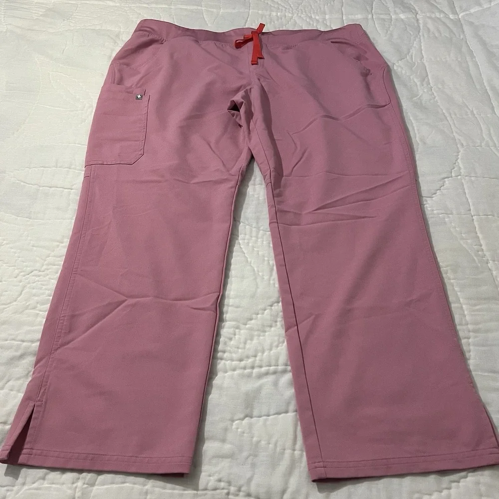 FIGS Technical Collection Kade Cargo Scrub Pants Womens XXL Pink T21004 Stretch
